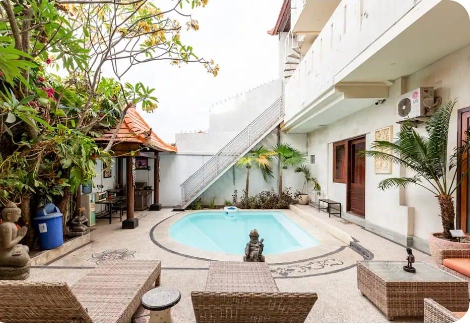 For Sale: Freehold House with Private Pool & Gym in Gunung Salak — photo 1