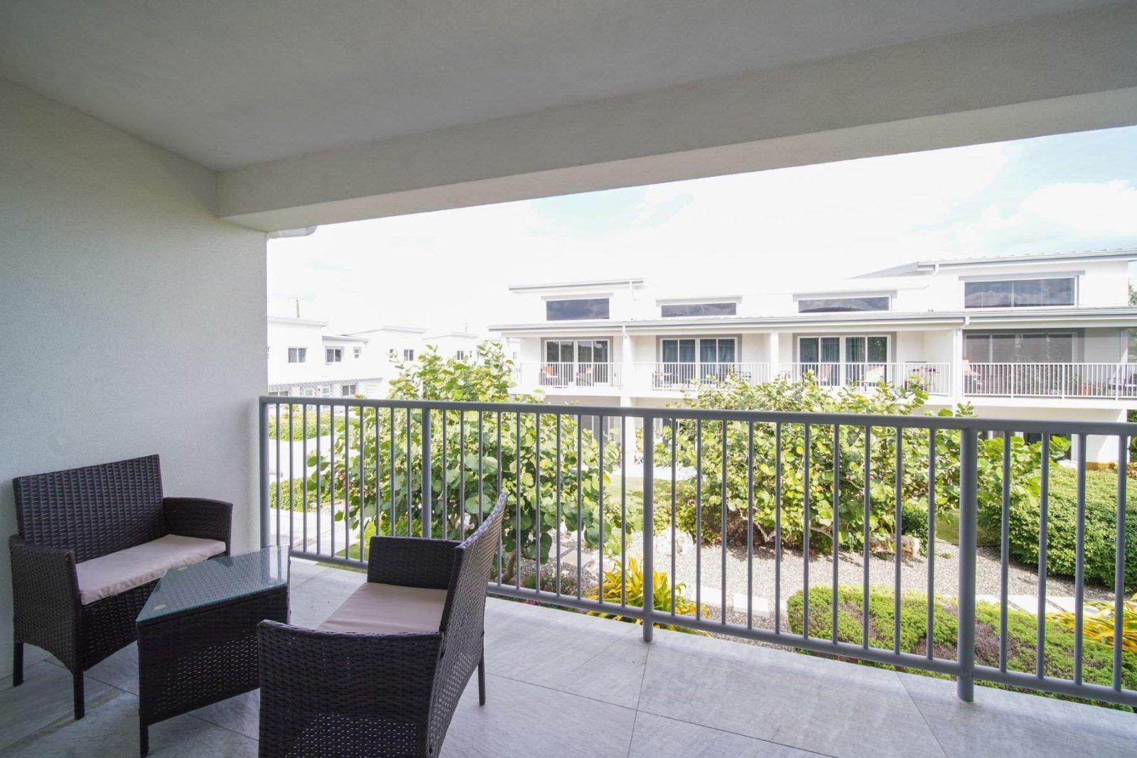 1 Bedroom Condo for Sale, Downtown Reach, George Town, Grand Cayman — photo 3