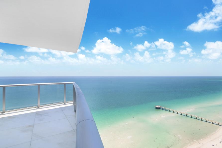 Sunny Isles Beach 4BR Ocean View Condo — photo 2