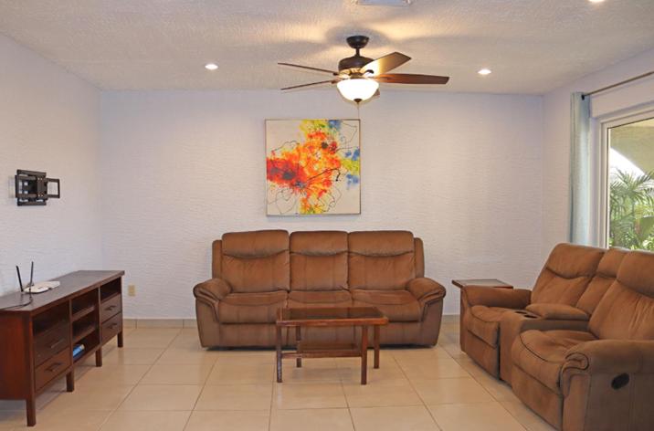 New First Bight 2BR Mountain View Condo — photo 5