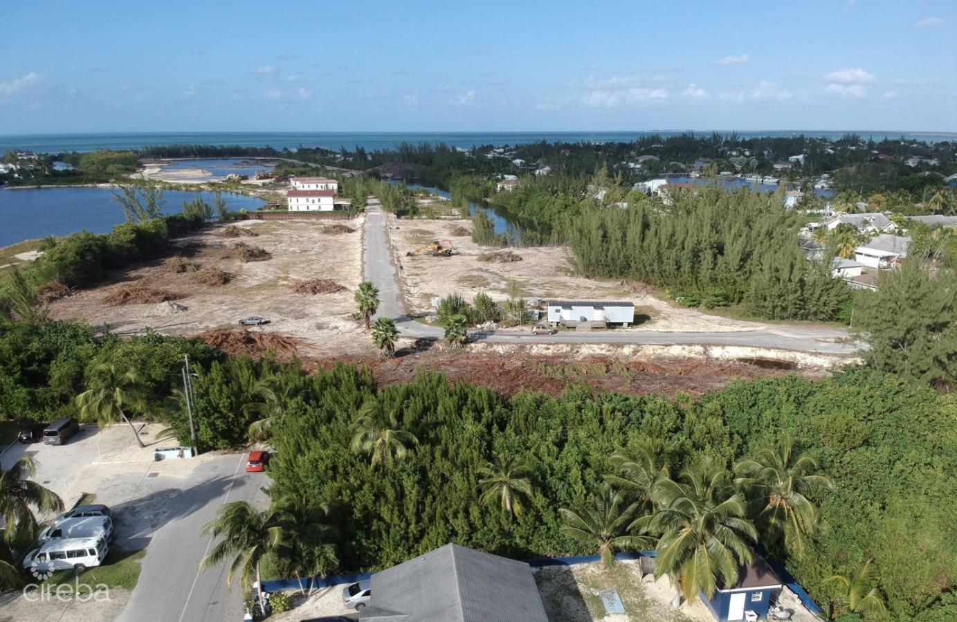Auburn Bay, Large Canal Front Lot C9 — photo 4