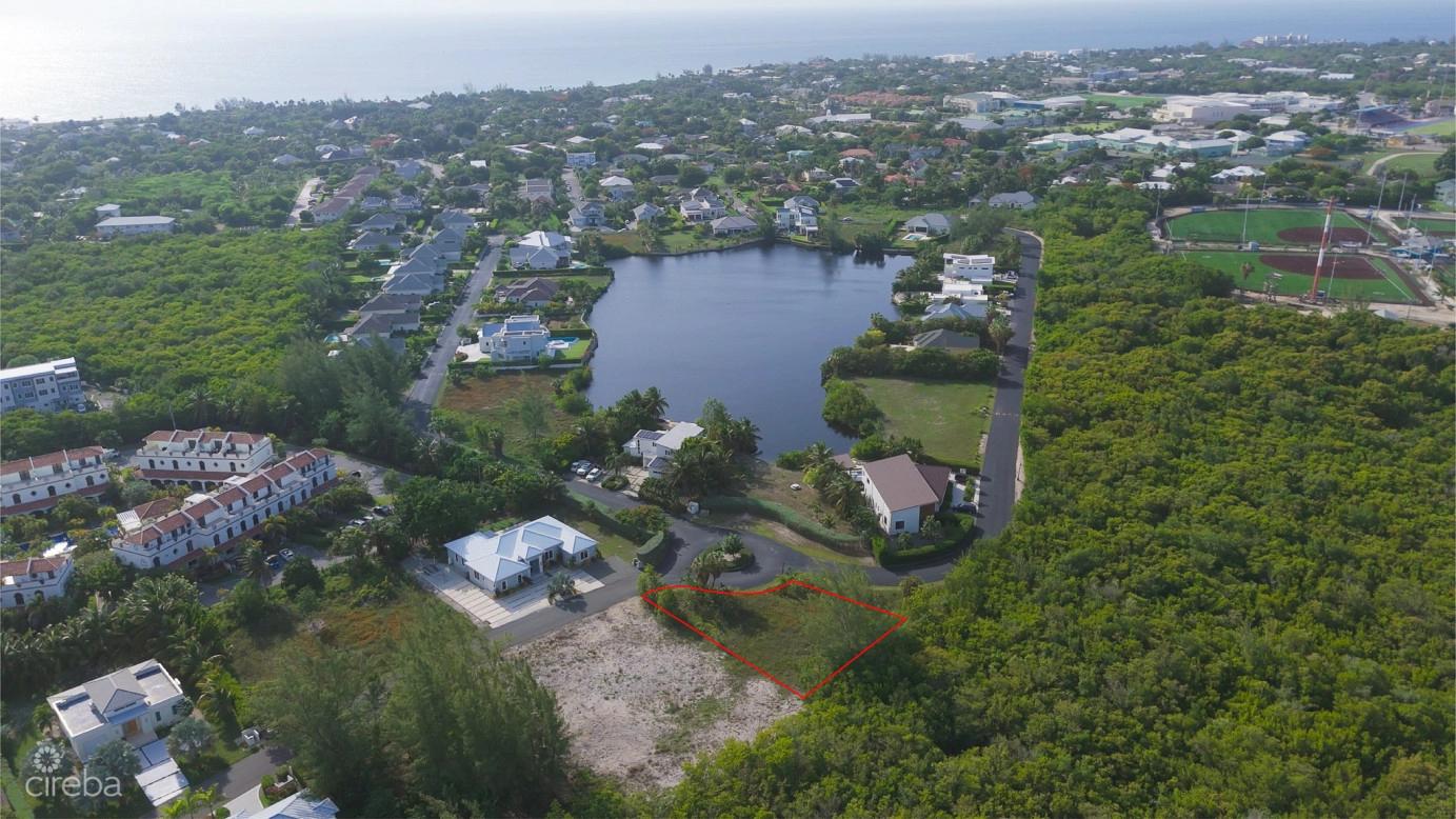0.2870-Acre Corner Lot in The Lakes, South Sound — photo 1