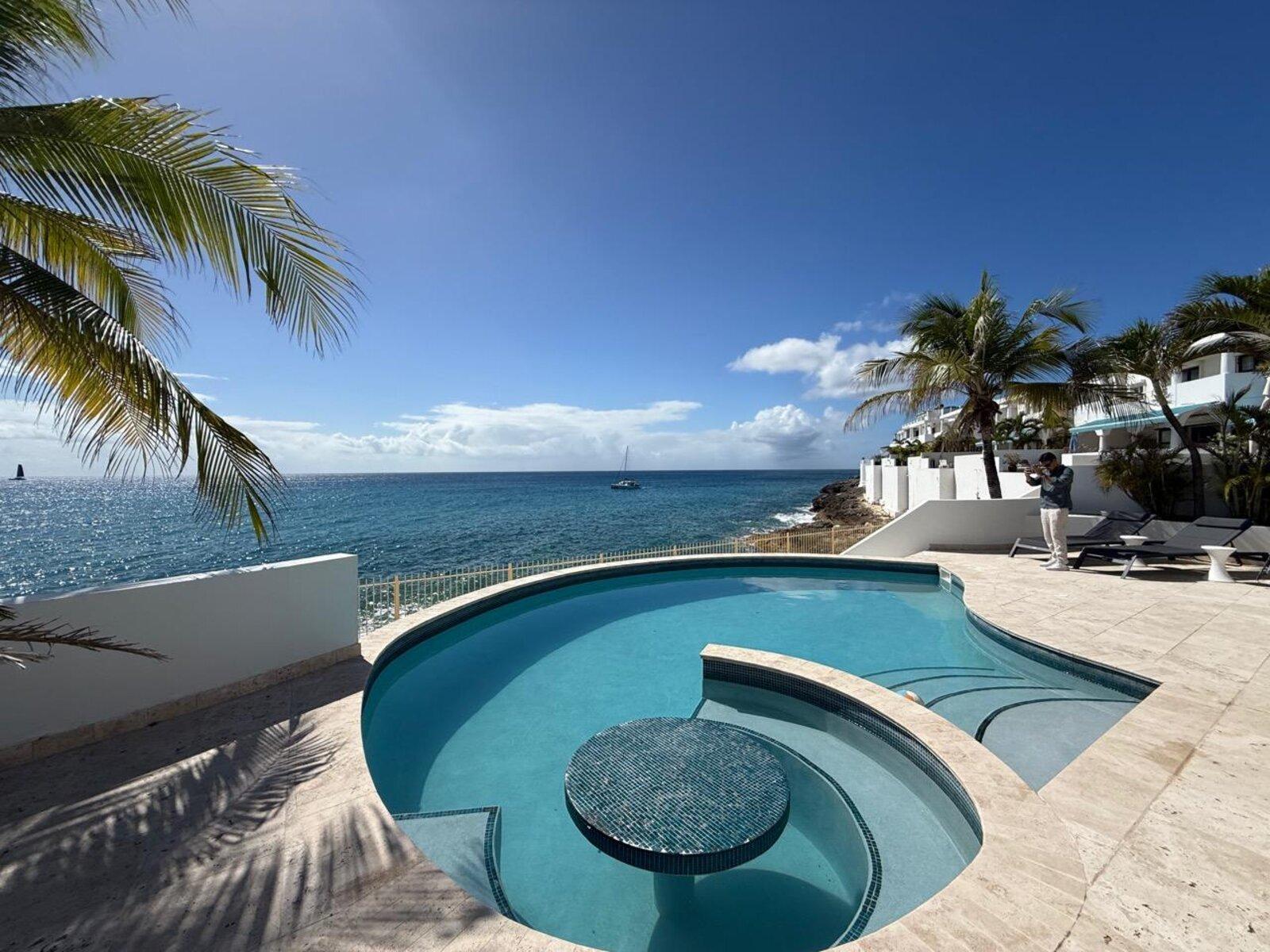 3 Bedroom Luxury Beachfront Villa for Sale, Shore Pointe, Cupecoy, St Maarten — photo 5