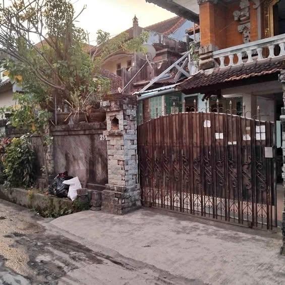 5-bedroom house in Denpasar — photo 1